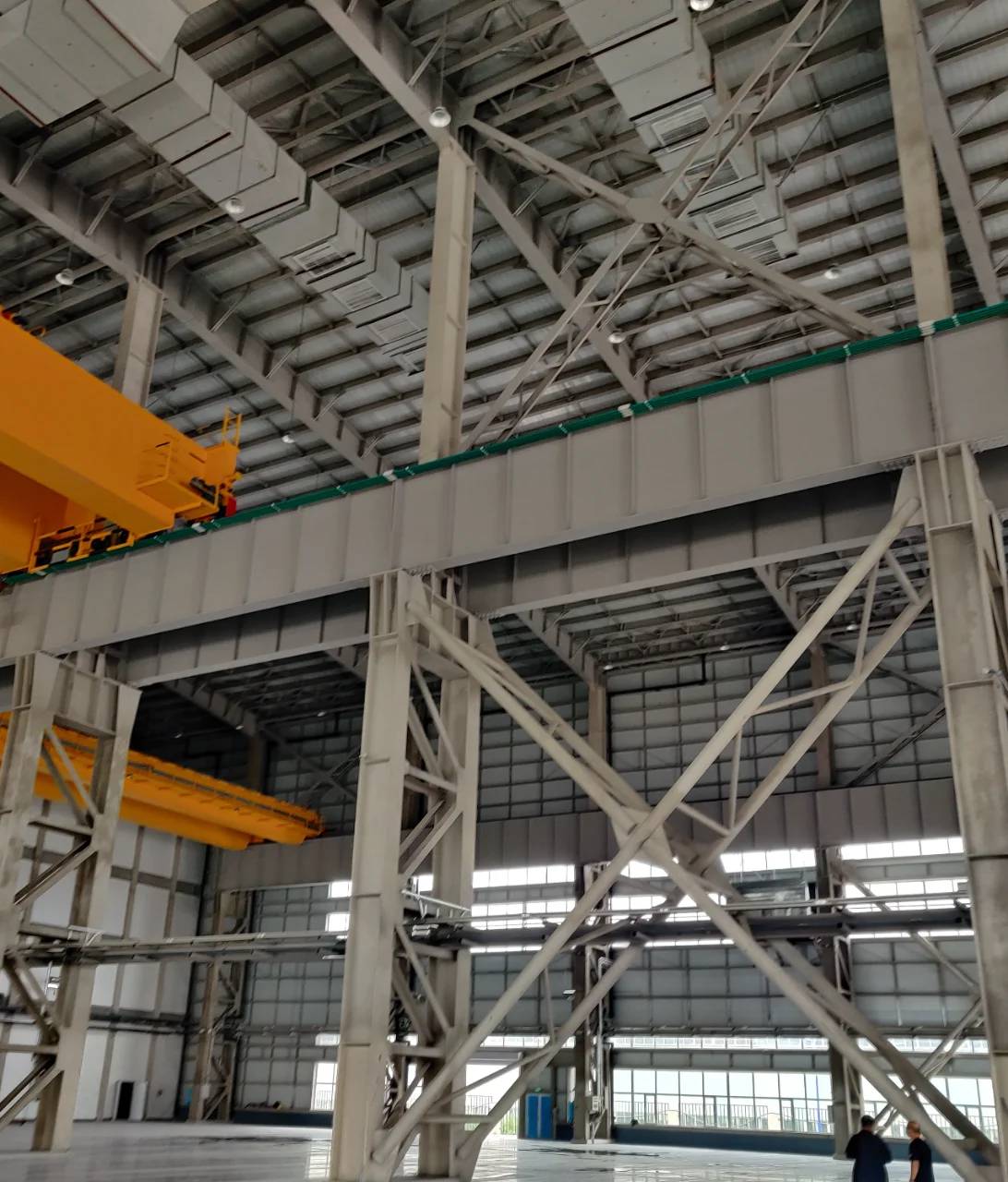 Двутавровые балки H — beams manufactured by WZH Construction Group